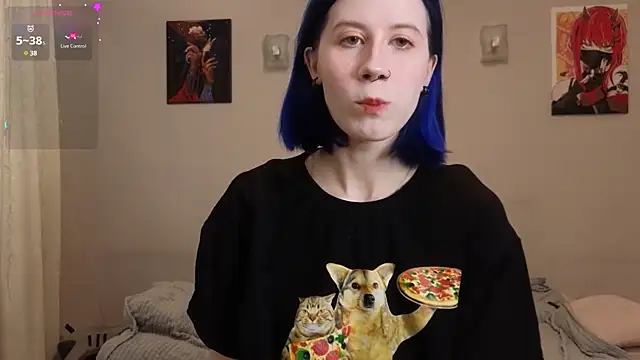 Snapshot of christy_memeow chatting on 02/10/25, 04:47 christy memeow online show from 02/10/25, 04:47