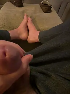 Feettlover69 online show from 05/18/26, 07:31