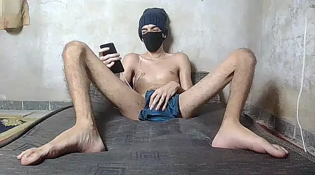 skinnyboy1000 online show from 03/01/25, 04:11