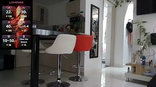 saramartinez1000 online show from 02/15/25, 10:10