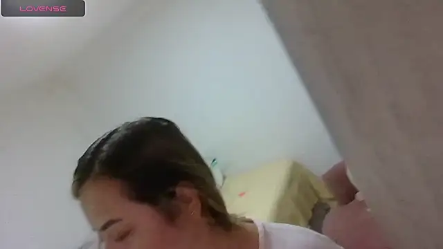 saramartinez1000 online show from 02/16/26, 01:51