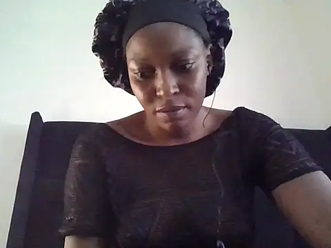 Midnight Clique  online show from 10/10/25, 11:31