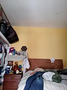 josehot151515 online show from 12/21/25, 06:59