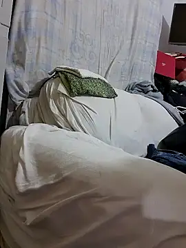 josehot151515 online show from 02/24/26, 02:04