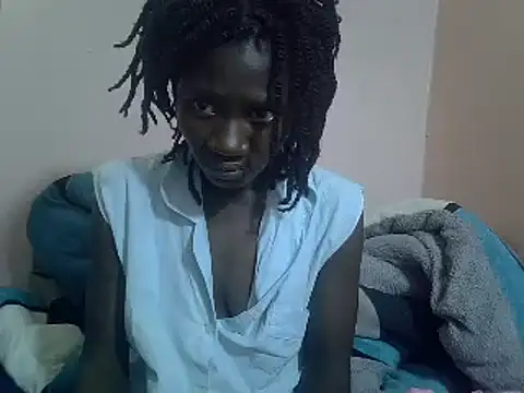 Snapshot of Petite_rider chatting on 03/17/25, 06:29 Petite rider online show from 03/17/25, 06:29