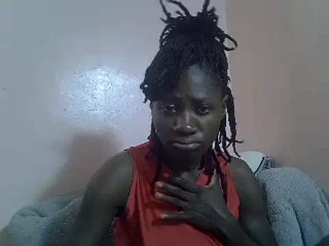 Snapshot of Petite_rider chatting on 03/21/25, 11:01 Petite rider online show from 03/21/25, 11:01