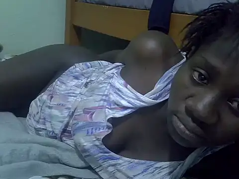 Snapshot of Petite_rider chatting on 10/12/25, 09:36 Petite rider online show from 10/12/25, 09:36