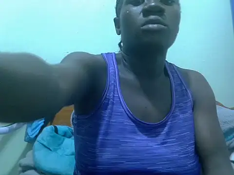 Snapshot of Petite_rider chatting on 10/27/25, 06:12 Petite rider online show from 10/27/25, 06:12