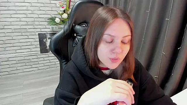 Kvetachka online show from 03/02/25, 01:04