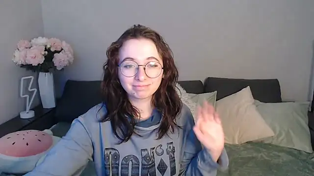 Snapshot of Mini_Diva chatting on 02/09/25, 09:16 Mini Diva online show from 02/09/25, 09:16