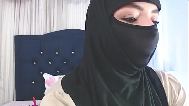 Uzra hayed online show from 02/19/25, 07:38