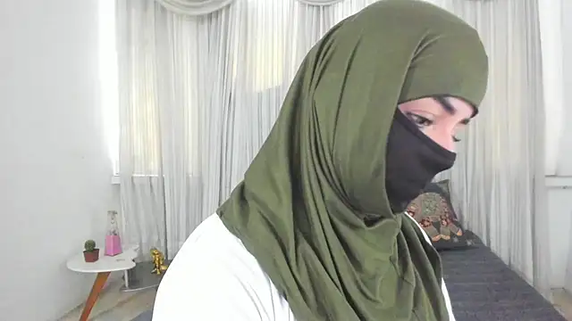 Uzra hayed online show from 06/06/26, 03:28