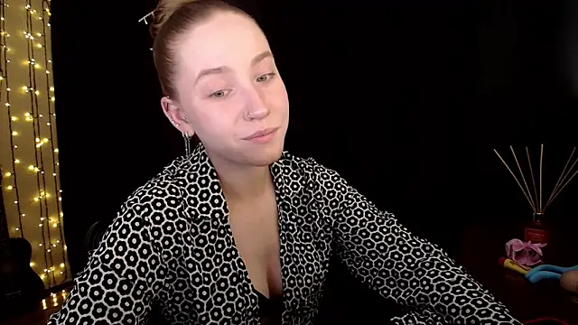 SindiWatsoon online show from 06/12/26, 04:06