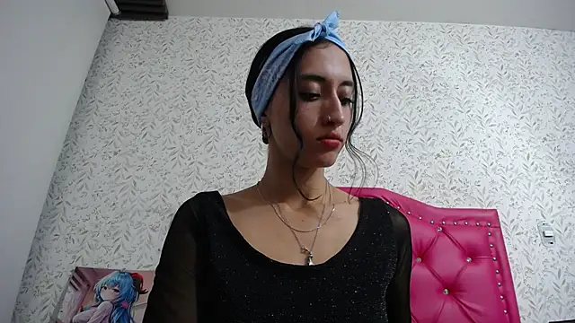 luly pink online show from 09/27/25, 04:06