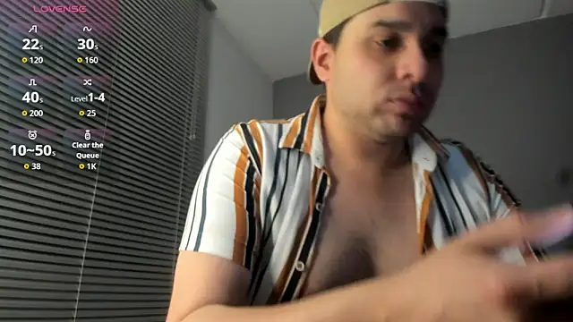 Latin boy surprisee online show from 05/01/26, 01:43