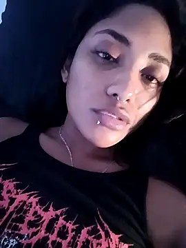 VictoireFeller online show from 12/20/25, 05:47