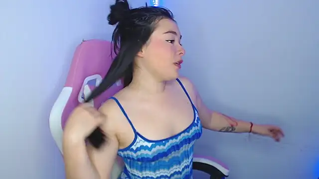 nahia  2 online show from 12/15/25, 07:40