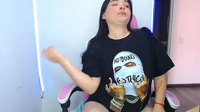 nahia  2 online show from 12/18/25, 07:09