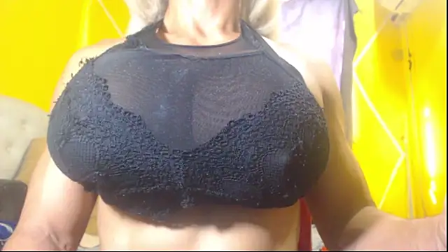 DanielaMuscleTS online show from 01/09/25, 07:50