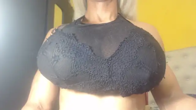 DanielaMuscleTS online show from 01/30/25, 09:04