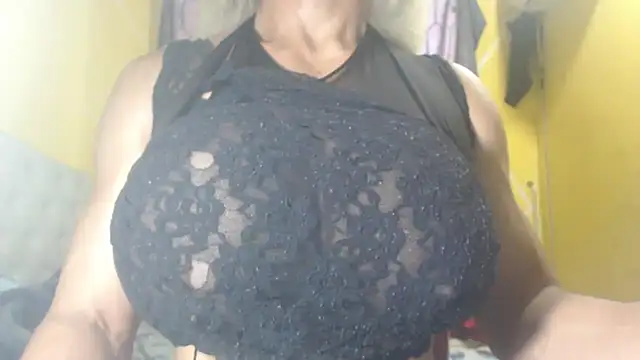 DanielaMuscleTS online show from 03/15/25, 10:33