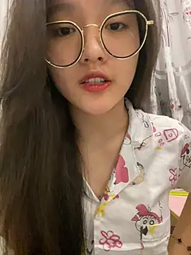 Krixxi22 online show from 12/07/24, 02:35