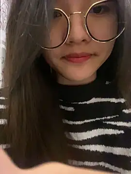 Krixxi22 online show from 02/15/25, 03:06