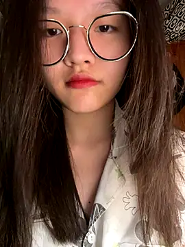 Krixxi22 online show from 10/19/25, 05:46