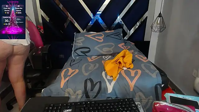 maissa-luvv online show from 12/16/24, 06:05