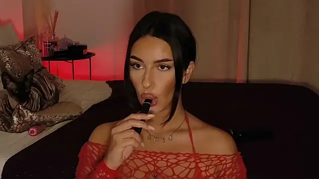 LuanaDess online show from 04/03/26, 12:08