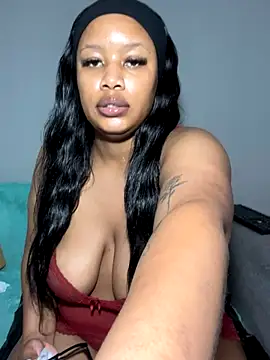 MimiCurves online show from 10/11/25, 11:20