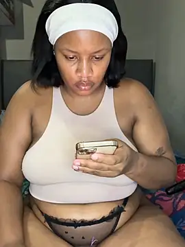 MimiCurves online show from 02/07/26, 05:05