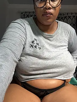 MimiCurves online show from 07/01/26, 11:34
