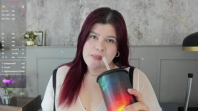 Snapshot of Scarlett_grey1 chatting on 12/09/24, 04:01 Scarlett grey1 online show from 12/09/24, 04:01