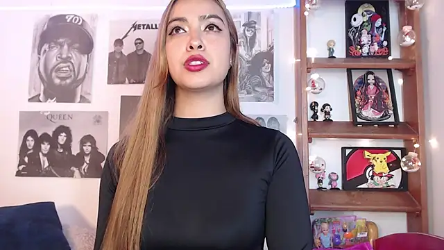 Snapshot of Meowlody chatting on 12/16/24, 04:38 Meowlody online show from 12/16/24, 04:38