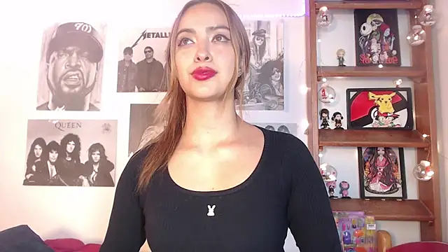 Snapshot of Meowlody chatting on 02/03/25, 10:43 Meowlody online show from 02/03/25, 10:43