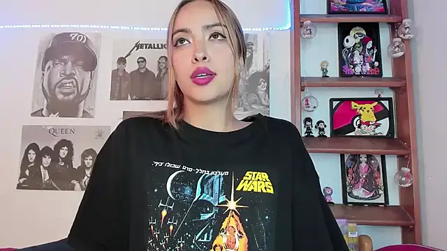 Snapshot of Meowlody chatting on 03/05/25, 01:10 Meowlody online show from 03/05/25, 01:10