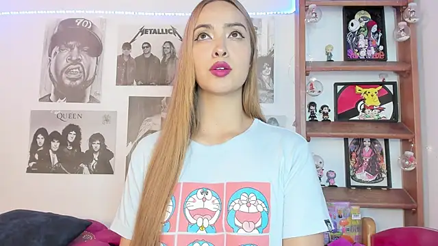 Snapshot of Meowlody chatting on 03/16/25, 02:10 Meowlody online show from 03/16/25, 02:10