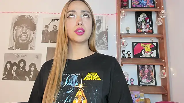 Snapshot of Meowlody chatting on 09/21/25, 09:16 Meowlody online show from 09/21/25, 09:16