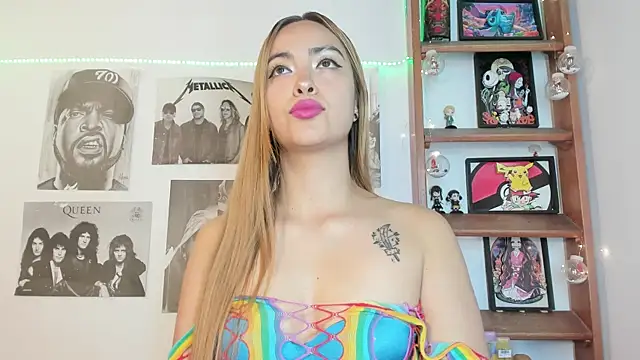 Snapshot of Meowlody chatting on 09/23/25, 05:49 Meowlody online show from 09/23/25, 05:49