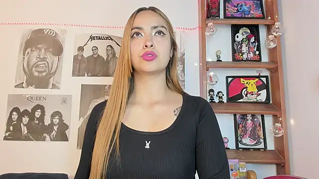 Snapshot of Meowlody chatting on 09/24/25, 10:57 Meowlody online show from 09/24/25, 10:57