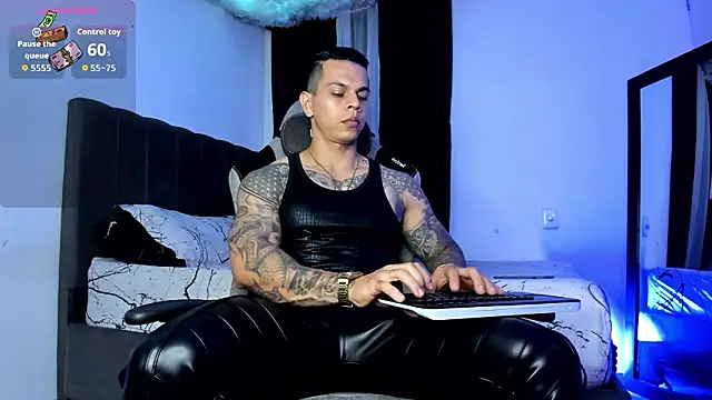 Snapshot of Aron_Dark chatting on 02/03/26, 01:59 Aron Dark online show from 02/03/26, 01:59