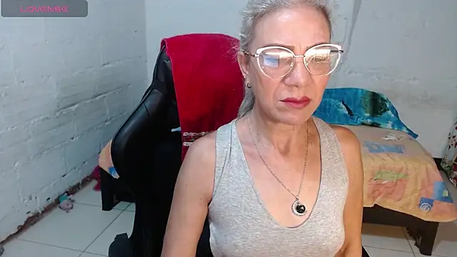 Giorgia xue53 online show from 12/27/24, 08:39