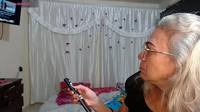 Snapshot of Giorgia_xue53 chatting on 02/26/25, 09:32 Giorgia xue53 online show from 02/26/25, 09:32