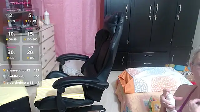 Giorgia xue53 online show from 10/01/25, 01:55