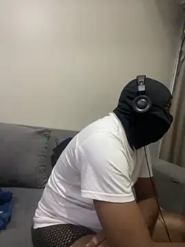 jaytee198610 online show from 04/30/26, 07:42