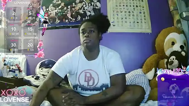 Snapshot of TentenCutiepie69xxx chatting on 12/17/25, 04:18 TentenCutiepie69xxx online show from 12/17/25, 04:18