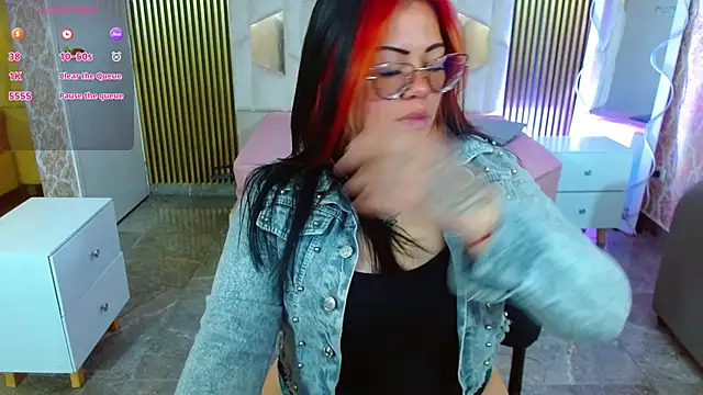 martinna tay online show from 11/10/25, 03:27