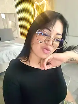 martinna tay online show from 03/21/26, 08:19