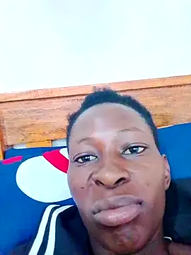 Snapshot of LOVELY-2BERRY chatting on 03/17/25, 04:40 LOVELY-2BERRY online show from 03/17/25, 04:40